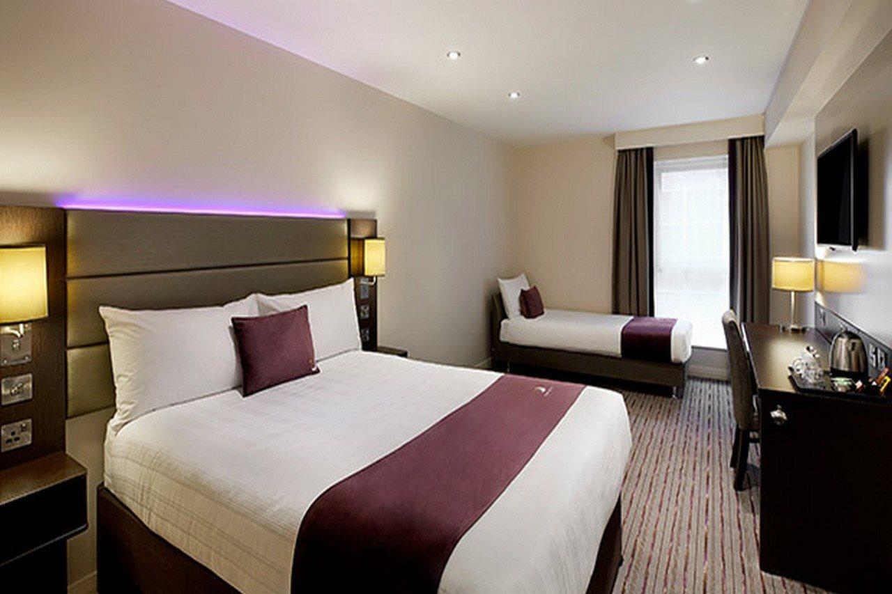 Premier Inn Manchester City Centre エクステリア 写真