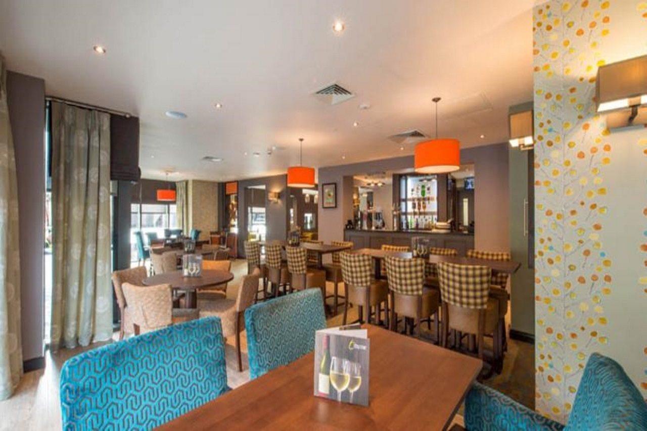 Premier Inn Manchester City Centre エクステリア 写真