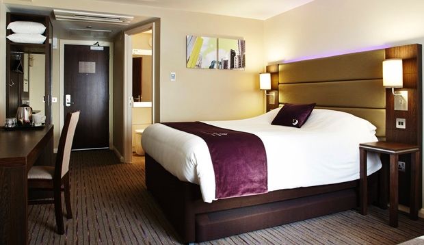 Premier Inn Manchester City Centre エクステリア 写真
